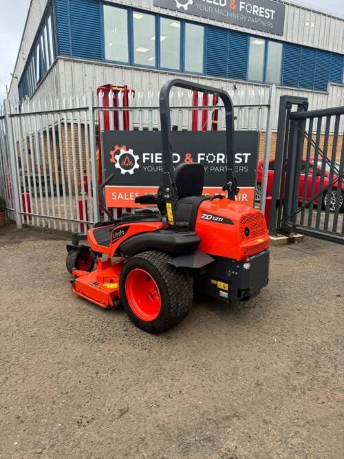 Kubota ZD1211 Zero-Turn Mower - Image 6