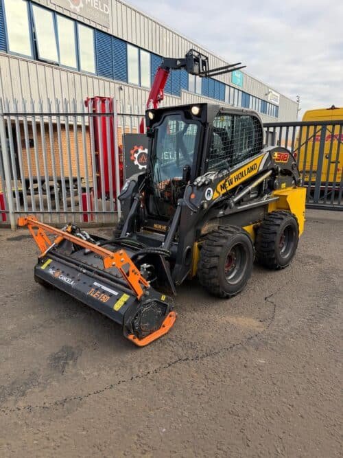 New Holland L318 Skidsteer Loader