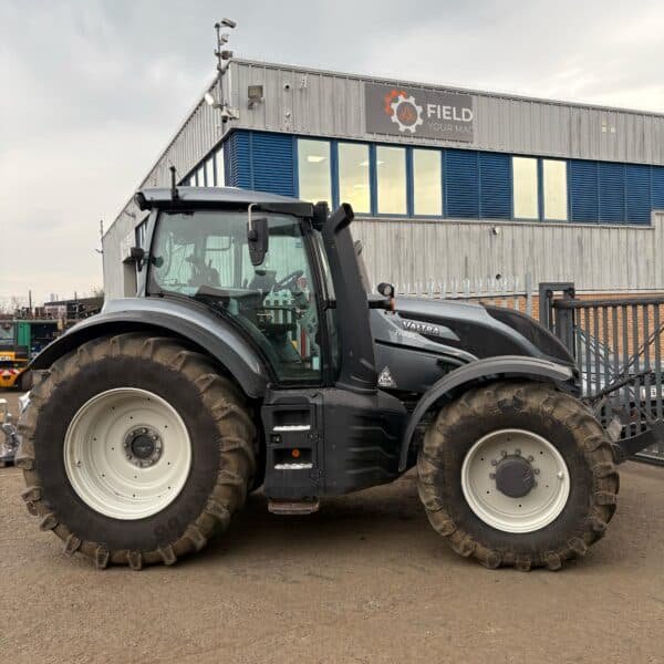 Valtra T254 Tractor