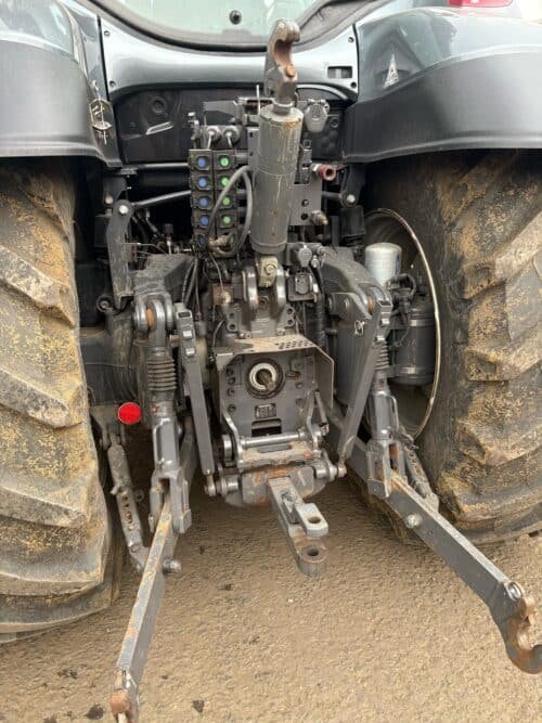 Valtra T254 Tractor - Image 6