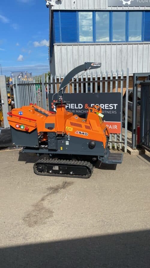 Jensen A540 Tracked Chipper