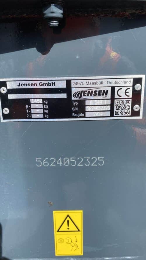 Jensen A540 Tracked Chipper - Image 7