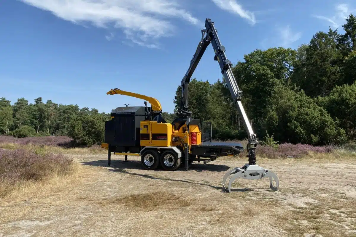Europe Chippers EC1060 industrial wood chipper for high-output biomass production